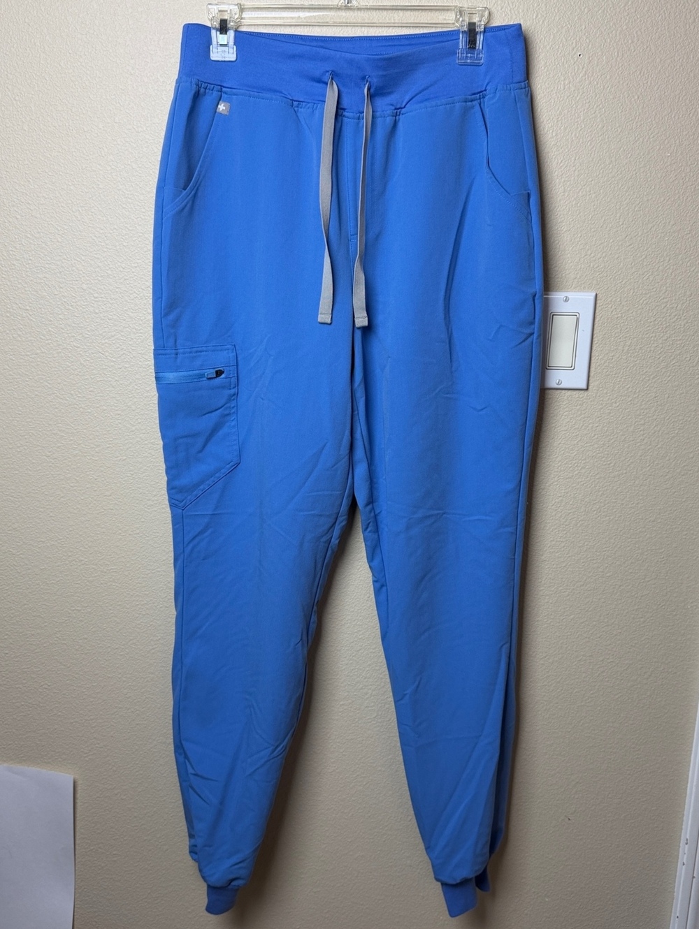 FIGS Scrubs Zamora High Rise Jogger | M Tall | Ceil Blue